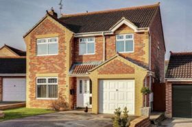 4 bedroom Detached f...